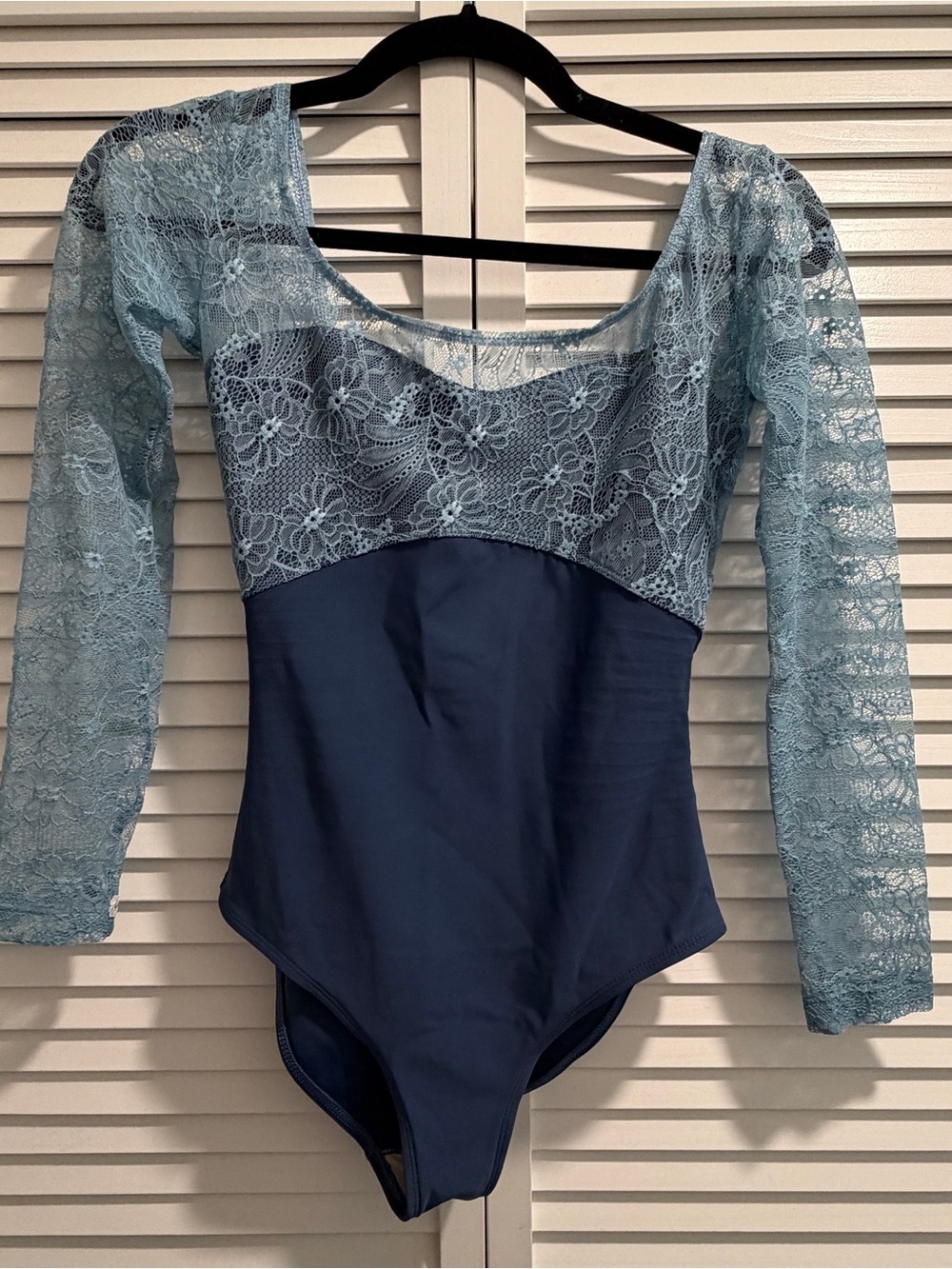 NWT DellaLo Milano Lace Leotard